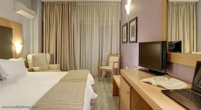 پلیس گرند هتل