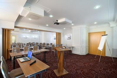 دوستوسکی هتل