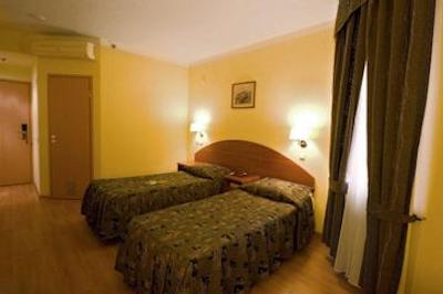 دوستوسکی هتل