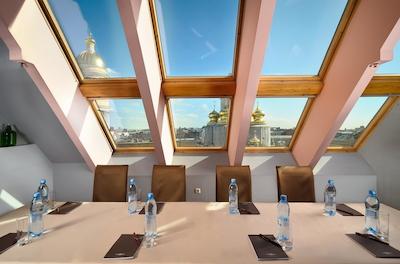 دوستوسکی هتل