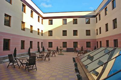 دوستوسکی هتل