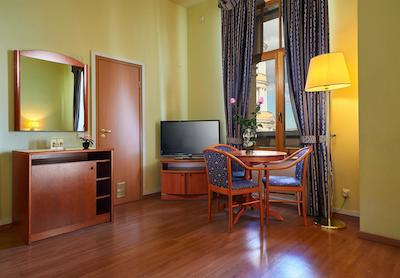 دوستوسکی هتل