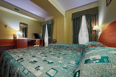 دوستوسکی هتل