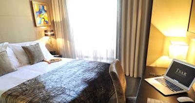 کزار لیسبون هتل