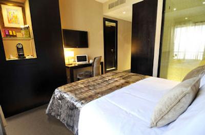 کزار لیسبون هتل