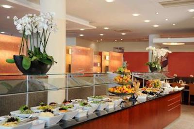 نوتل دوسلدورف سیتی وست سیسترن