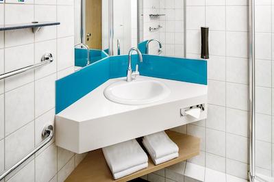 هالیدی این اکسپرس دوسلدورف-سیتی نورث