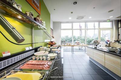 هالیدی این اکسپرس دوسلدورف-سیتی نورث