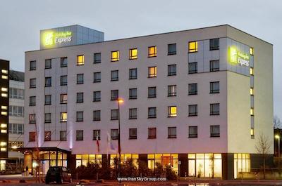 هالیدی این اکسپرس دوسلدورف-سیتی نورث