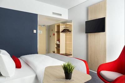 هالیدی این اکسپرس دوسلدورف-سیتی نورث