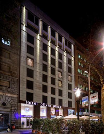 اولیویا پلازا