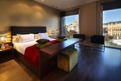 اولیویا پلازا