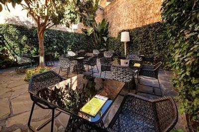 اولیویا پلازا