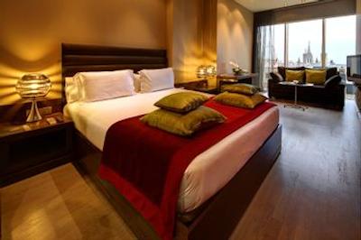 اولیویا پلازا