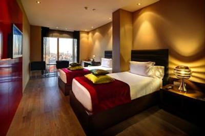 اولیویا پلازا