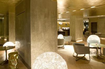 استارهتل رزا گرند