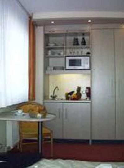 پانوراما‌ این هتل اند بردینگ هاوس