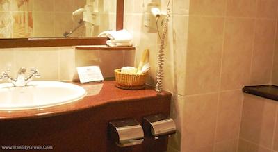 سروا استنلی