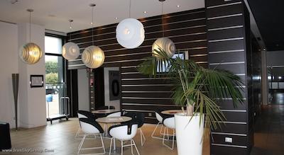 ای اچ هتلس میلانو گیویا