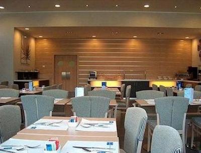 ای اچ هتلس میلانو گیویا