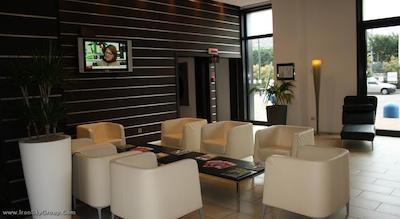 ای اچ هتلس میلانو گیویا