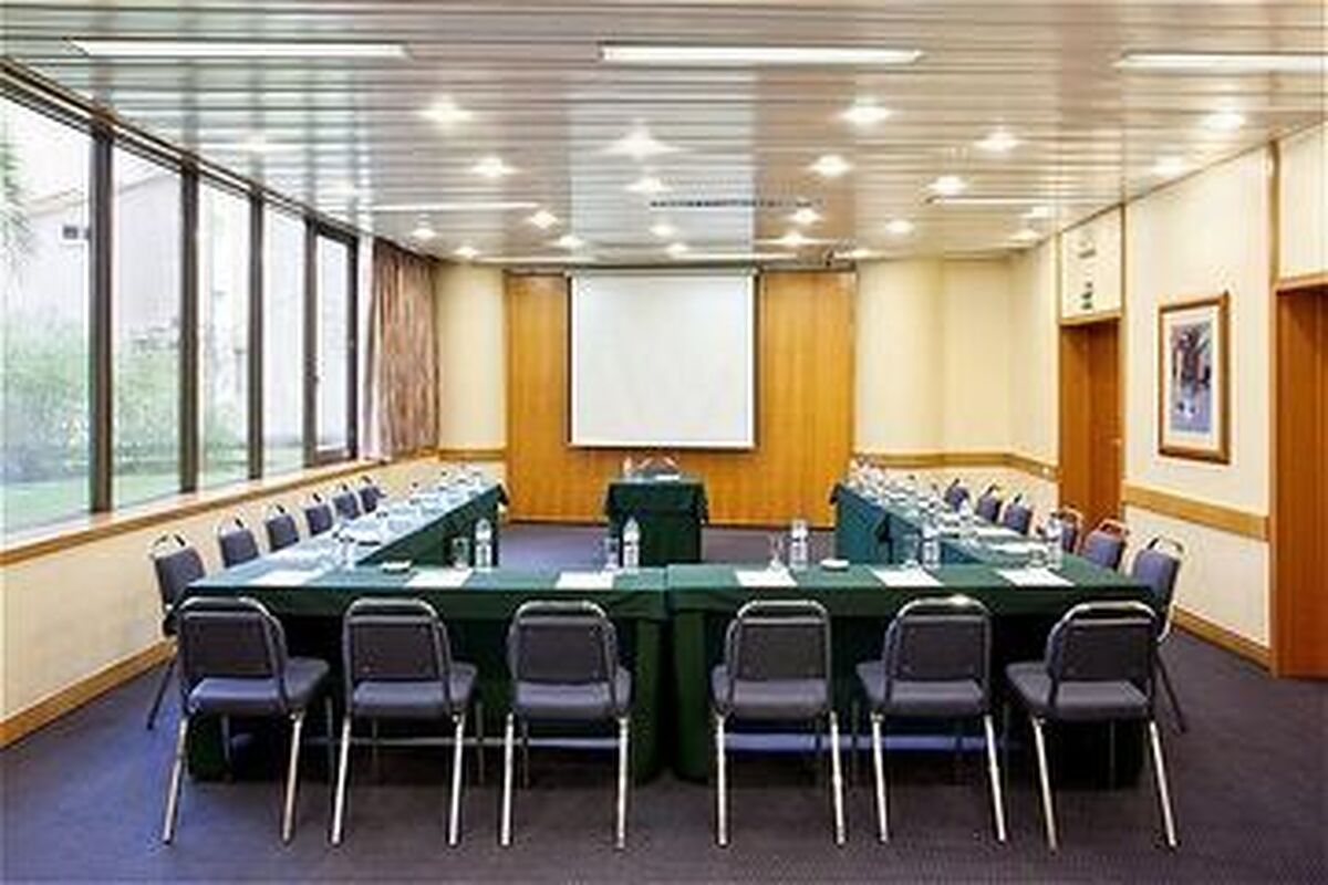 هالیدی این لیسبون کنتیننتال