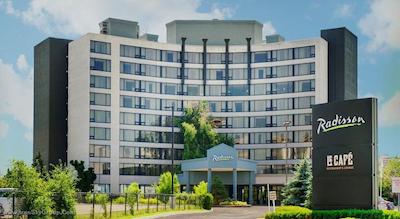 رادیسون تورنتو ایست