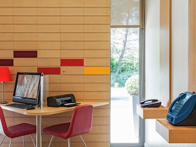 هتل آیبیس بارسلونا مولت