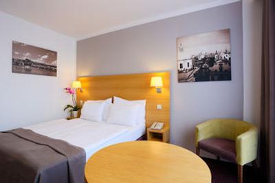 جوریس این پراگ