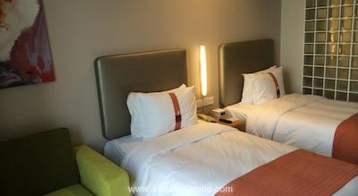 هالیدی این اکسپرس شانگهای گنگ کنگ