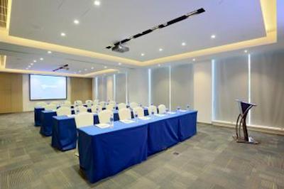 هالیدی این اکسپرس شانگهای گنگ کنگ