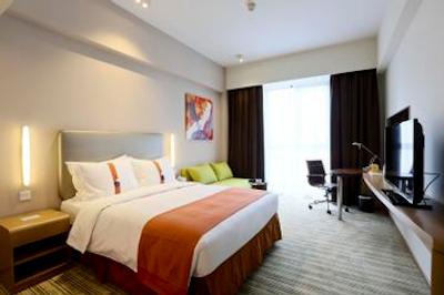 هالیدی این اکسپرس شانگهای گنگ کنگ