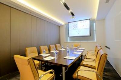 هالیدی این اکسپرس شانگهای گنگ کنگ