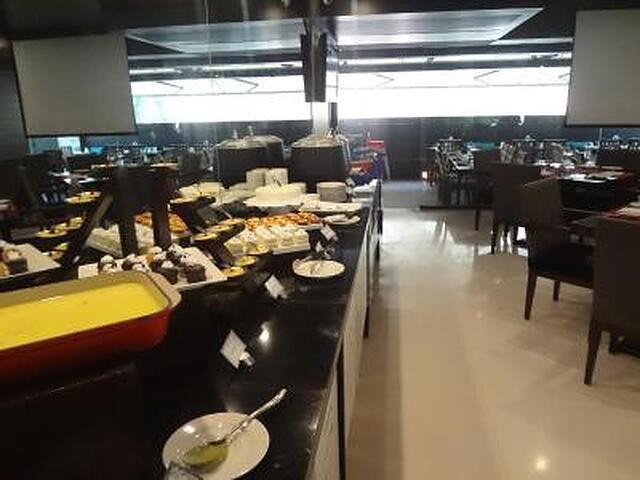 سونسکا مومبای