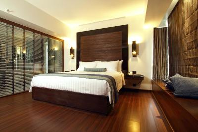 سونسکا مومبای