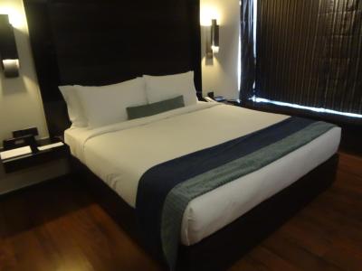 سونسکا مومبای