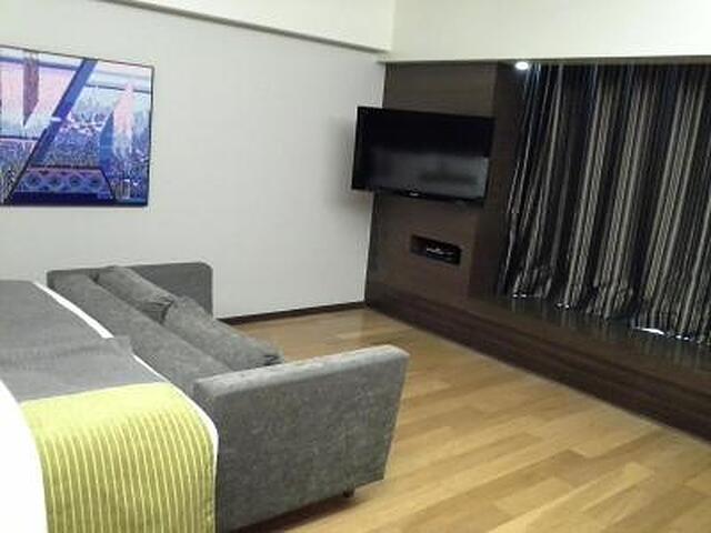 سونسکا مومبای