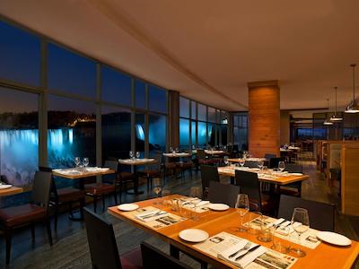 شرایتون آن د فالز