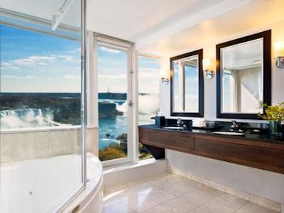 شرایتون آن د فالز