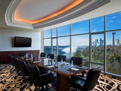 شرایتون آن د فالز