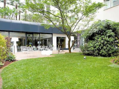 آیبیس میلانو سنترو