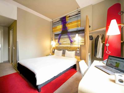 آیبیس میلانو سنترو