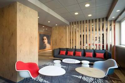 آیبیس میلانو سنترو