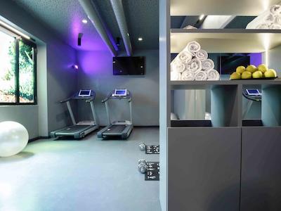 آیبیس میلانو سنترو