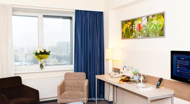 هالیدی این سن پترزبورگ مسکوسکی وروتا