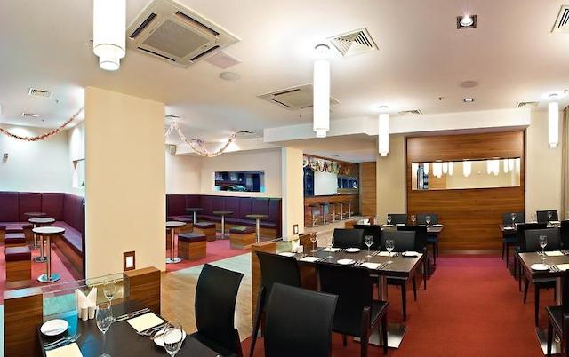 هالیدی این سن پترزبورگ مسکوسکی وروتا