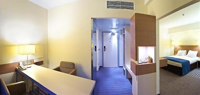 هالیدی این سن پترزبورگ مسکوسکی وروتا