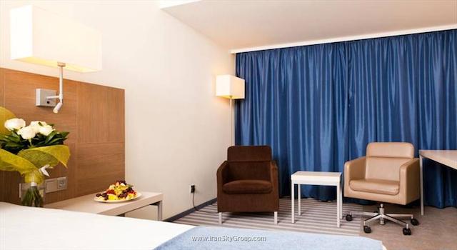 هالیدی این سن پترزبورگ مسکوسکی وروتا