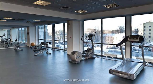 هالیدی این سن پترزبورگ مسکوسکی وروتا