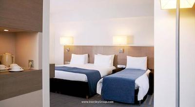 هالیدی این سن پترزبورگ مسکوسکی وروتا